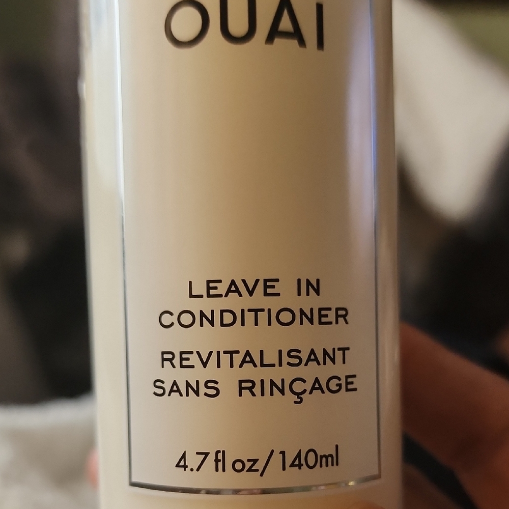 OUAI Leave In Conditioner - White
